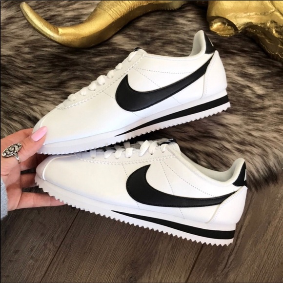 NWTNike Cortez Leather! - Picture 4 of 8